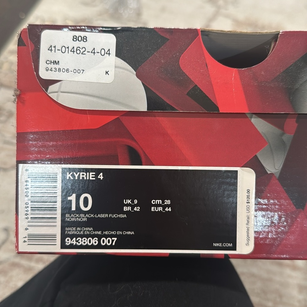 Kyrie 4 - Picture 5 of 5